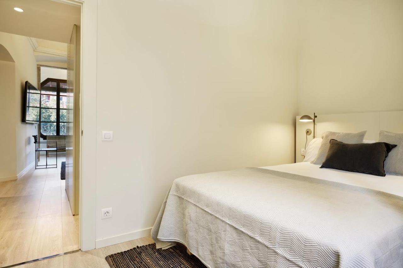 Canvas Apartments & Lofts Girona Esterno foto