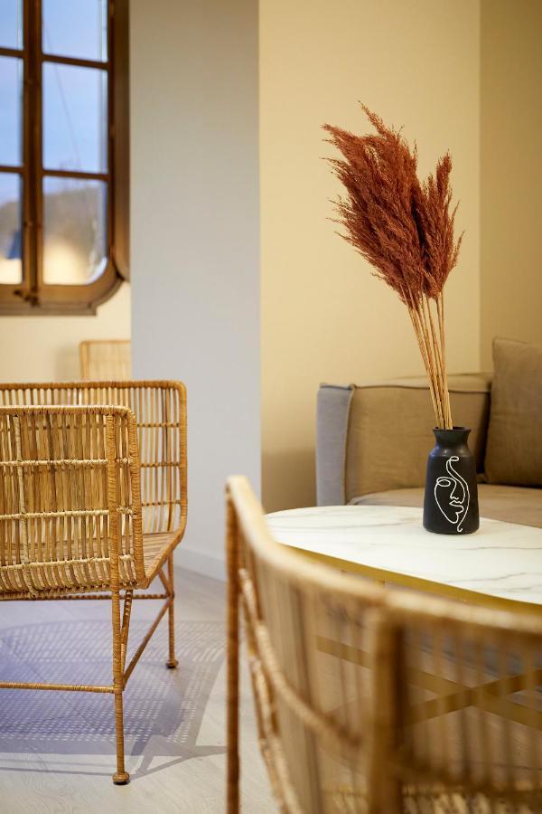 Canvas Apartments & Lofts Girona Esterno foto