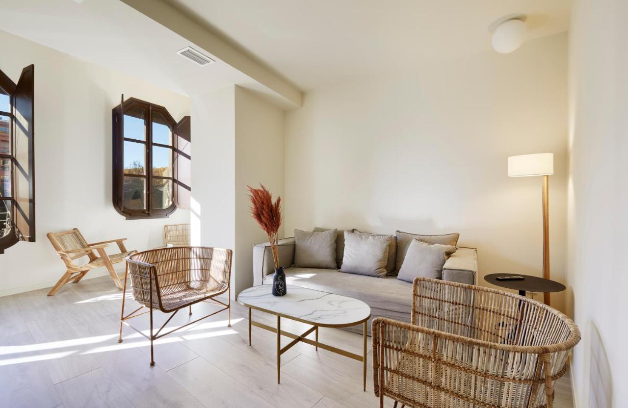 Canvas Apartments & Lofts Girona Esterno foto