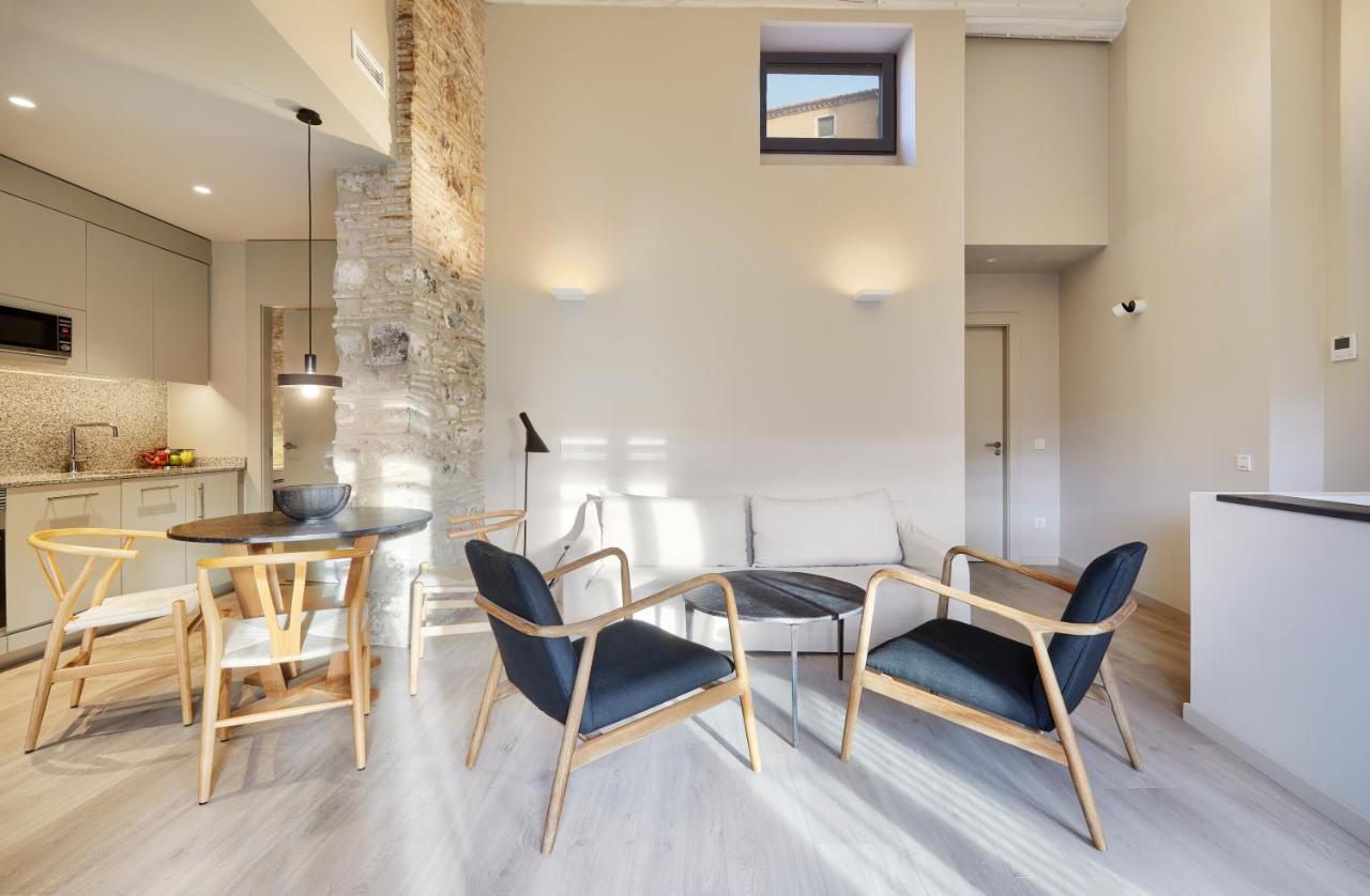 Canvas Apartments & Lofts Girona Esterno foto