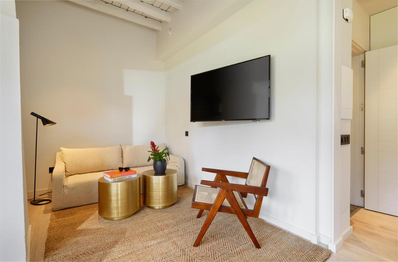 Canvas Apartments & Lofts Girona Esterno foto